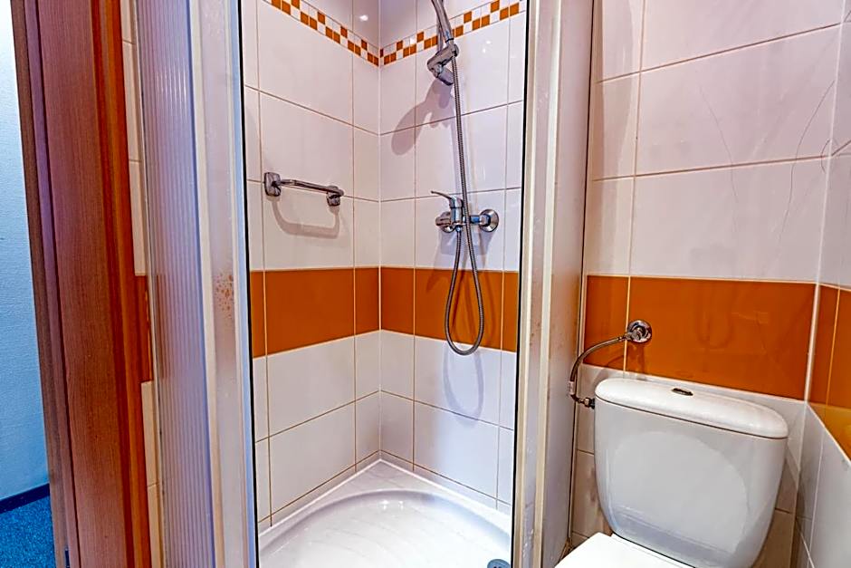 Sapphire Hotel Rooms Lechicka