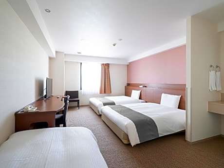Twin Room - Non-Smoking - No Daily Cleaning