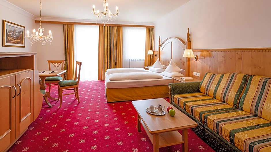 The Oswald Grand Hotel