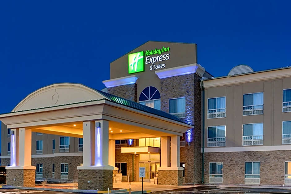 Holiday Inn Express Hotel & Suites Grants Milan By IHG