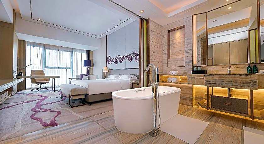 Crowne Plaza Yibin By IHG