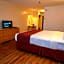 Canadas Best Value Inn- River View Hotel