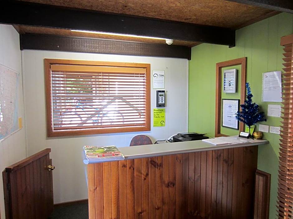 Lake Forbes Motel