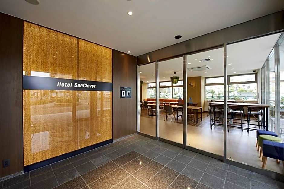 Hotel Sun Clover Koshigaya Eki mae