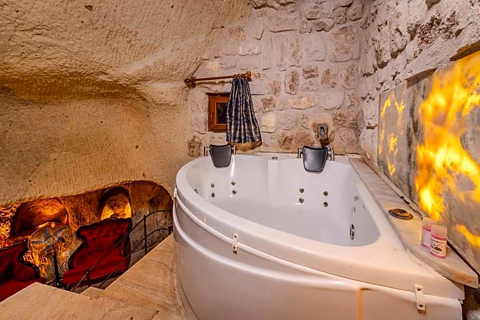 Saliche Cave Suite