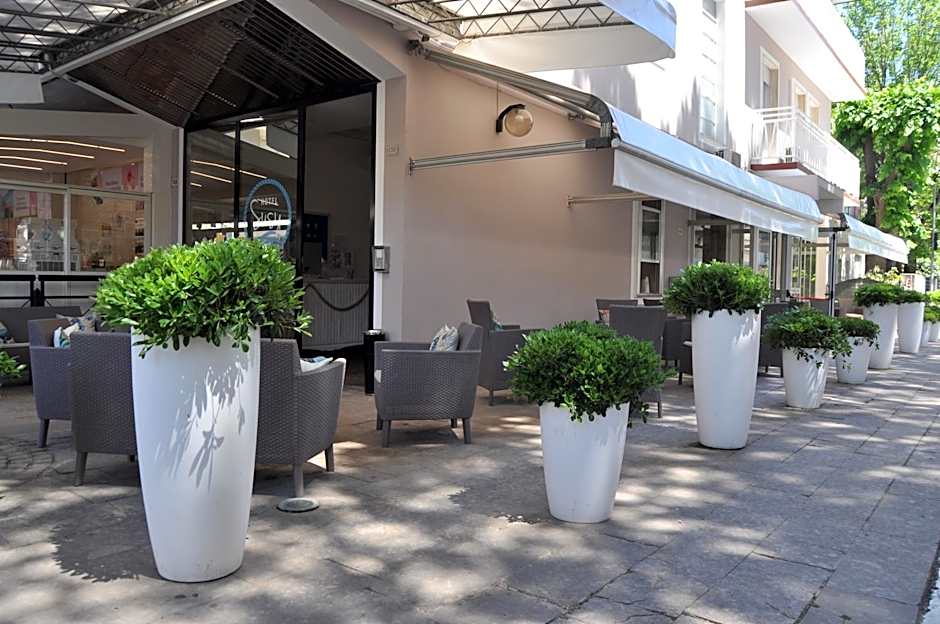 Hotel Susy - Bakery & Gluten Free Home Made - direttamente su viale Dante a due passi dal mare