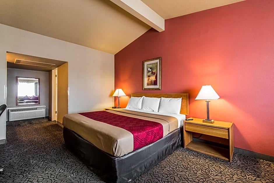 Photo 1 of 5 of King Room - Non-Smoking