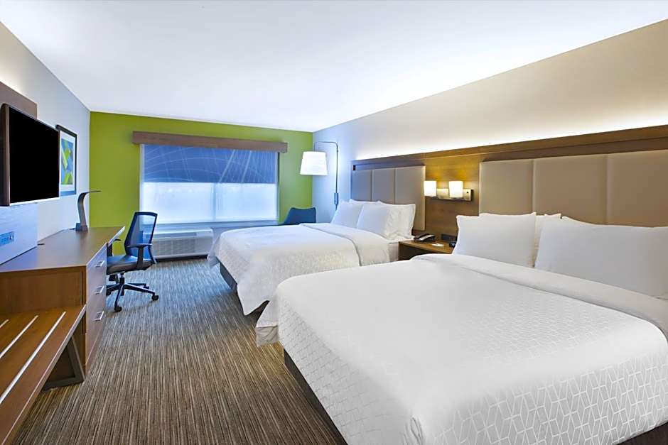 Holiday Inn Express & Suites Grand Rapids - Airport North By IHG