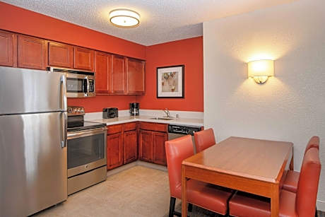 Suite, 2 Bedrooms (2 Double Beds)