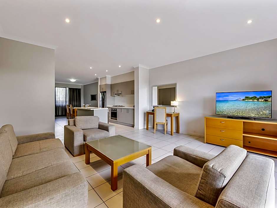 Mercure Kooindah Waters