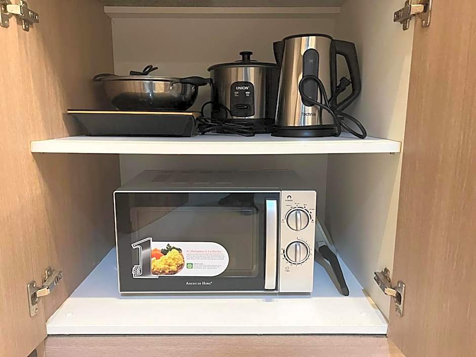 INSPIRIA TOWER CONDOMINIUM 1911