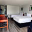 Travelodge Suites by Wyndham MacClenny