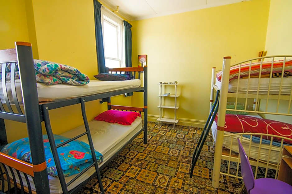 Empire Hotel Backpackers