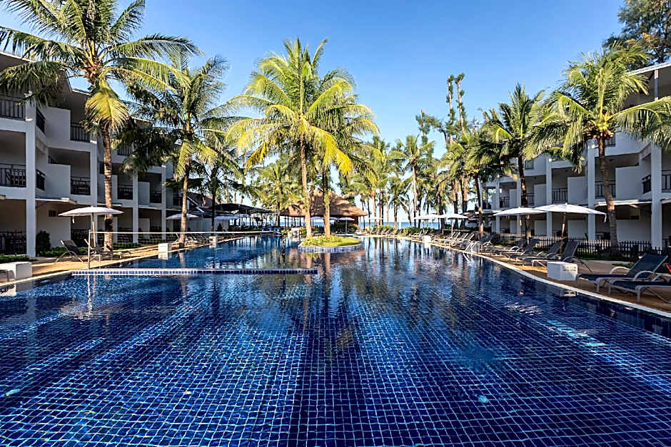 Sunwing Bangtao Beach