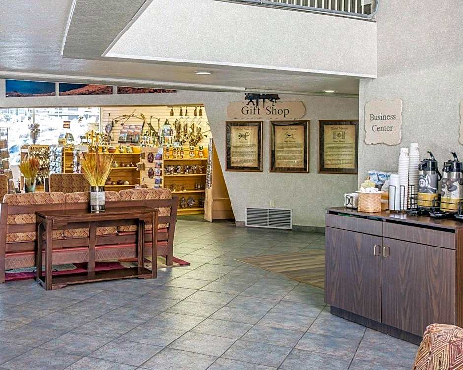 QUALITY INN VIEW OF LAKE POWELL - PAGE