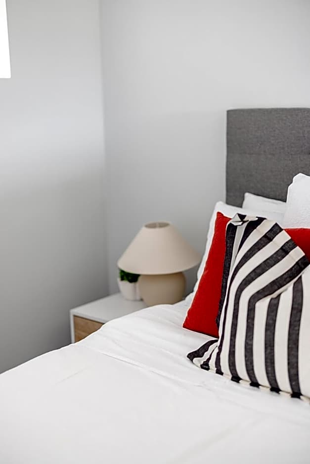 Mala Retreat, Shiraz Suite 5 Star Immaculate and Comfortable