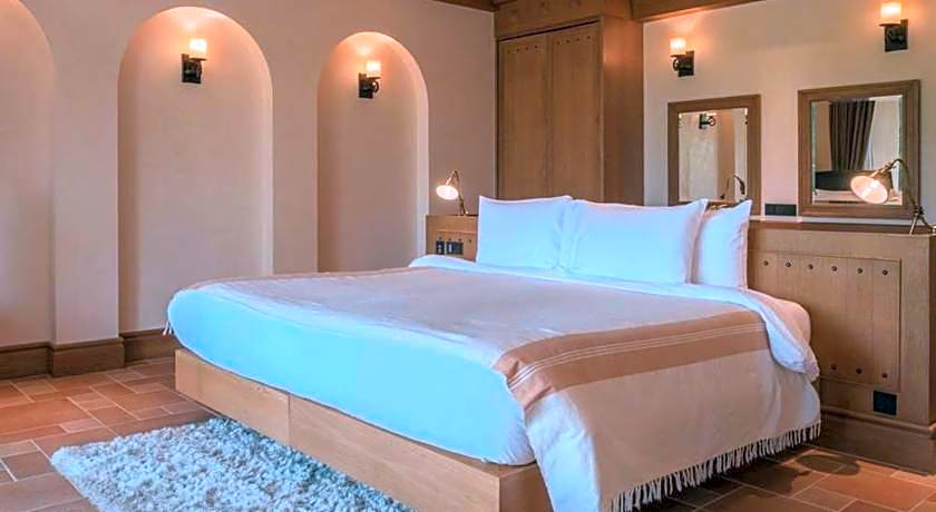 Town Square Suite by Toscana Valley