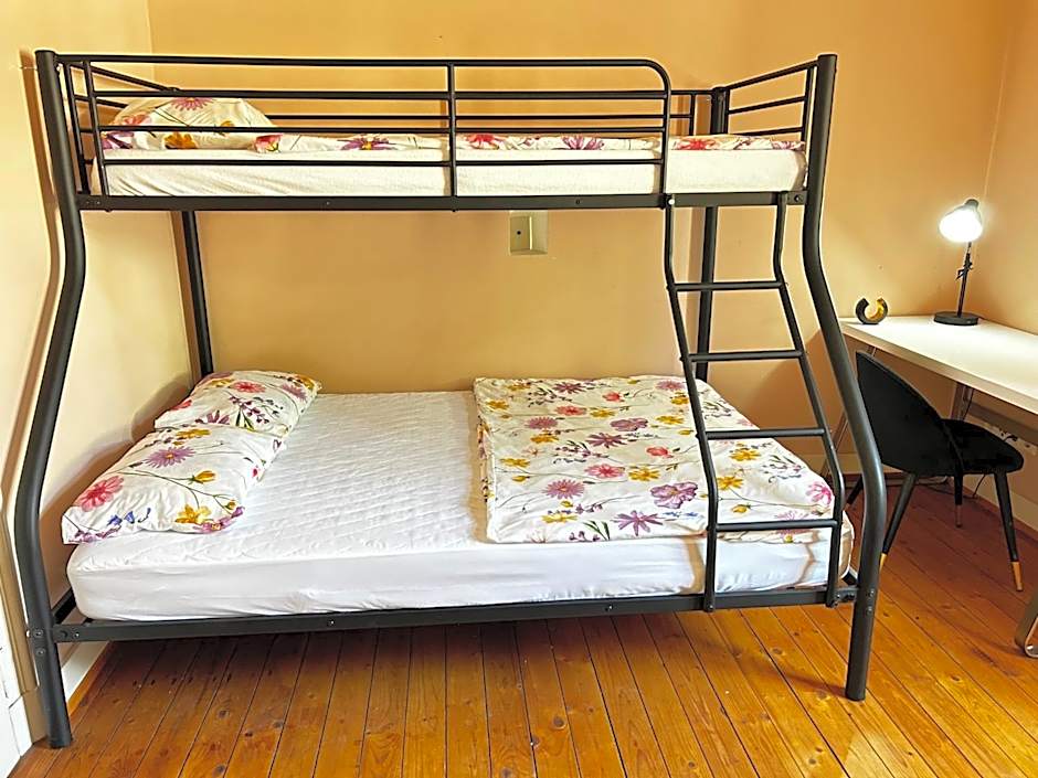 Zimmer 1 Innenstadt Hostel - Denkmalschutz