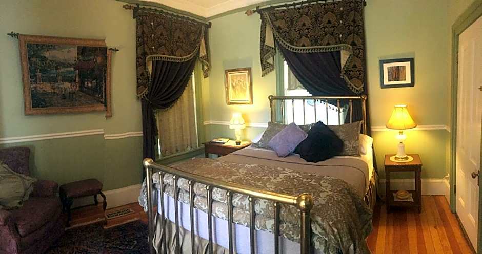 The Whitmore Inn