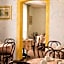 Hotel Trevi