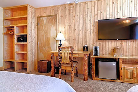 Two-Bedroom Suite