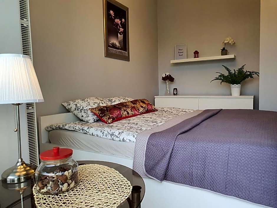 Platinum Towers by CityApartmentsPARKING