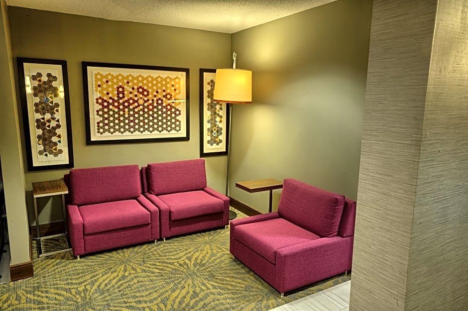 Holiday Inn Express Hotel & Suites Pell City By IHG