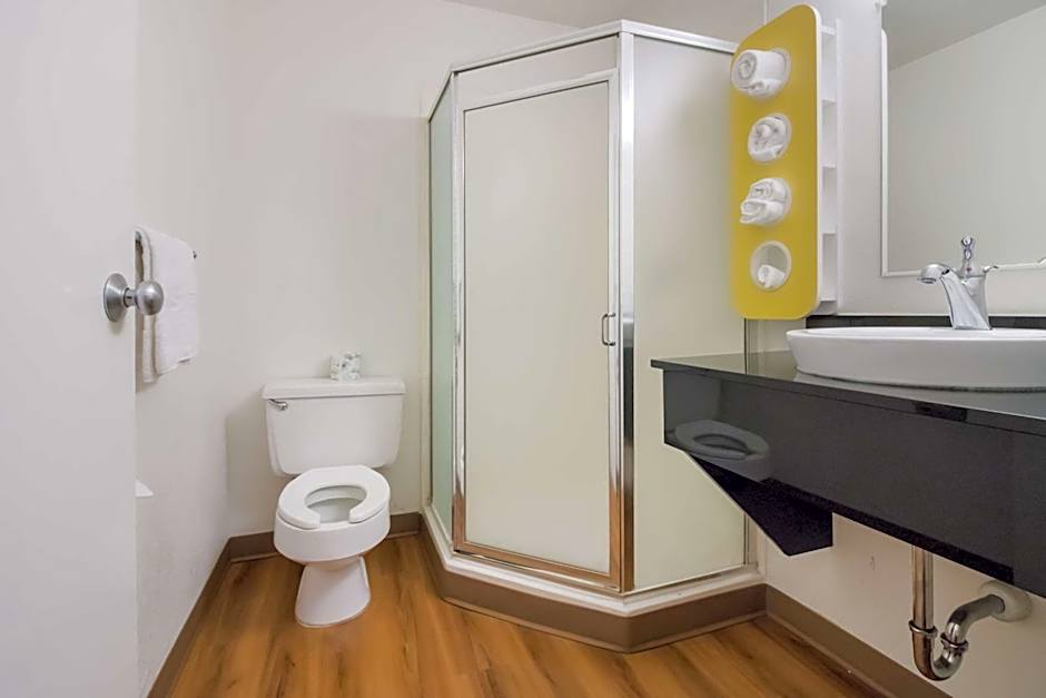 Motel 6-Moses Lake, WA