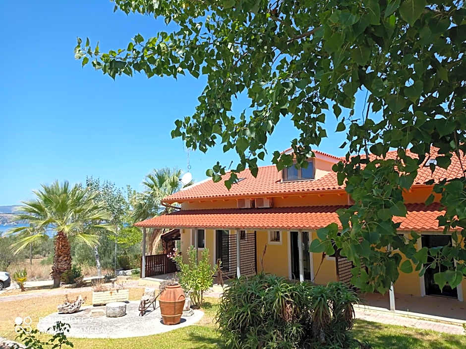 Summer Garden Αpartments & Studios