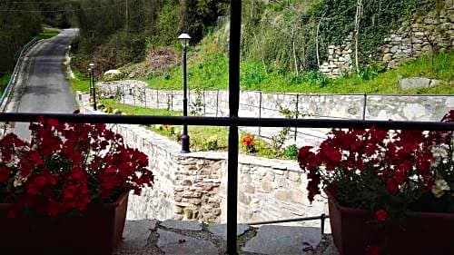 Borgo di Codeglia - Country Rooms