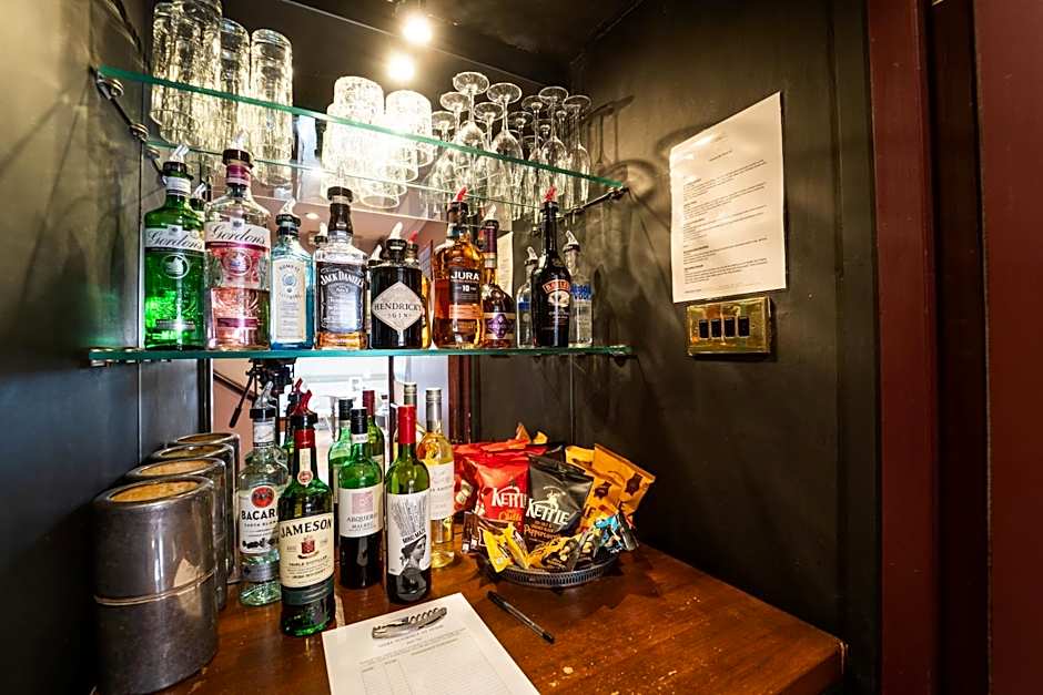 Brooks Guesthouse Bath