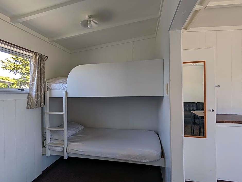 Holdens Bay Holiday Park