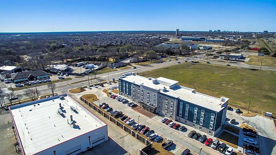 WoodSpring Suites Dallas Plano Central Legacy Drive