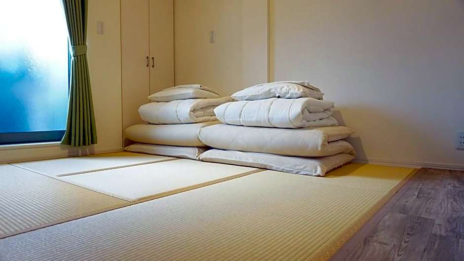 Poly Hostel Osaka