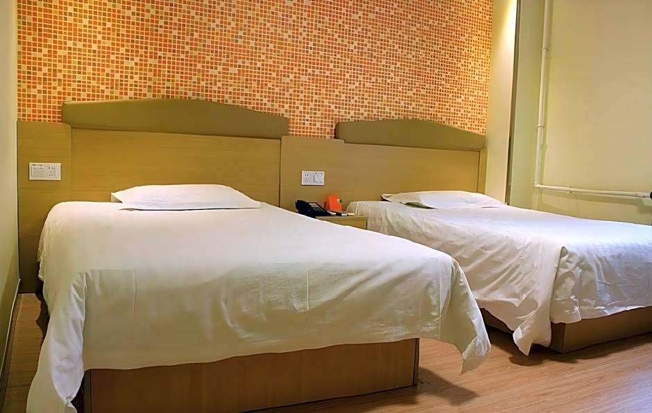 7 Days Inn  Shenyang Railway Station Zhongshan Square