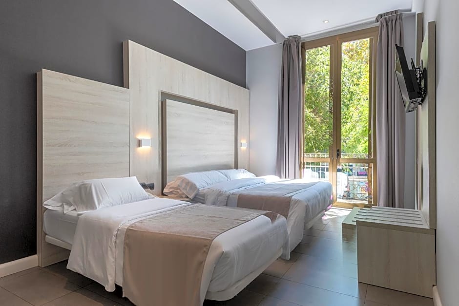 Plaza Goya Rooms