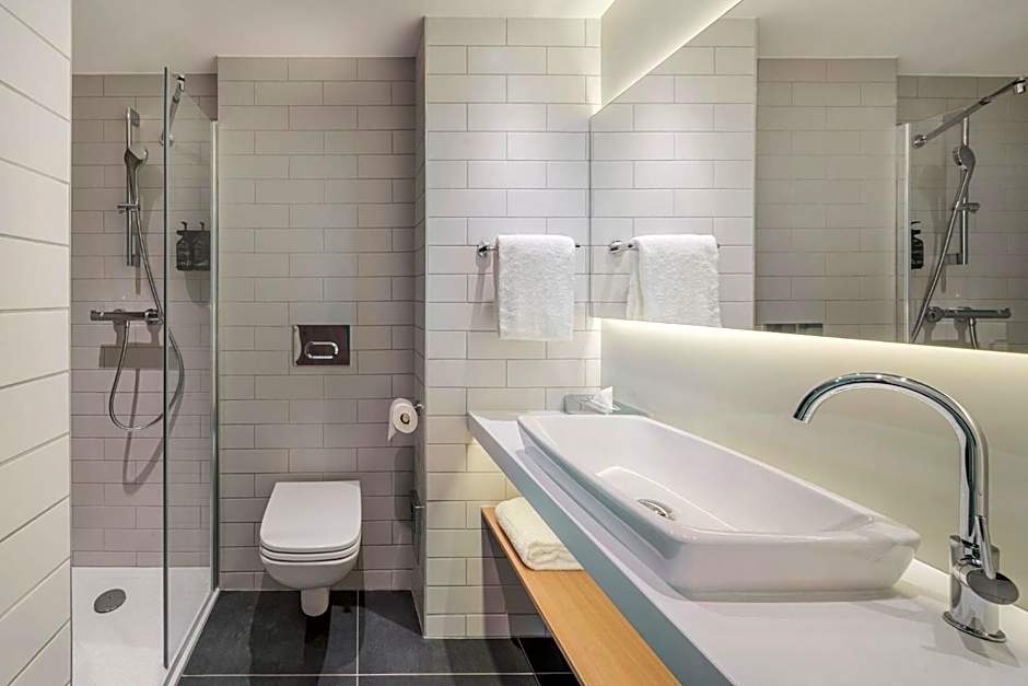 Holiday Inn Express Marne La Vallee Val D'Europe By IHG