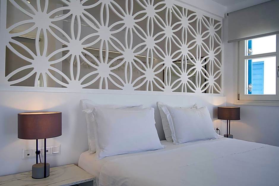 Alexandros Apartments