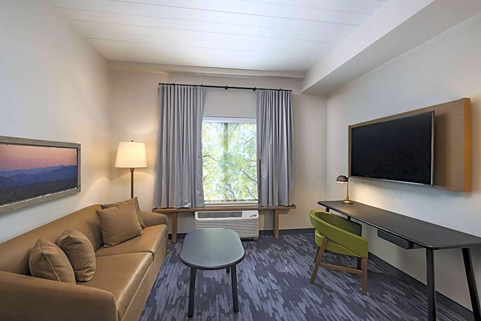 Fairfield Inn & Suites by Marriott St. Louis Downtown