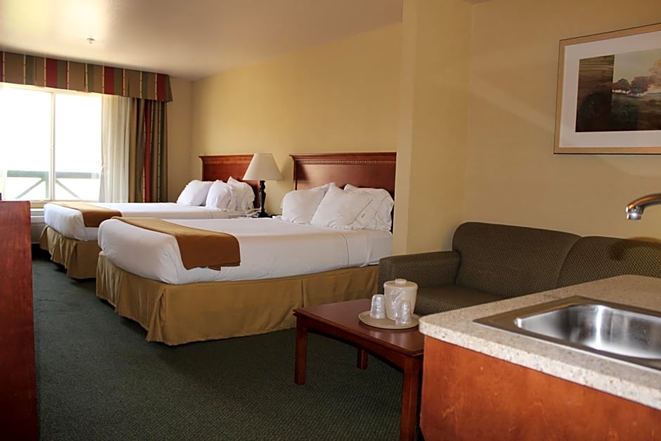 Holiday Inn Express Tehachapi