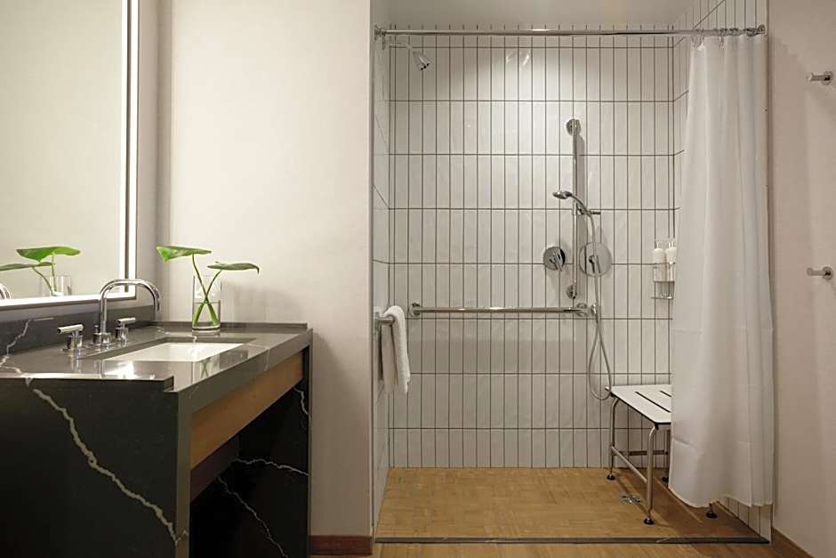 Kimpton Harper Hotel By IHG