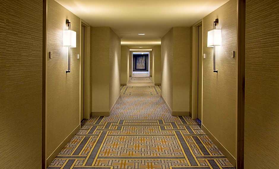 DoubleTree By Hilton Chicago - Oak Brook