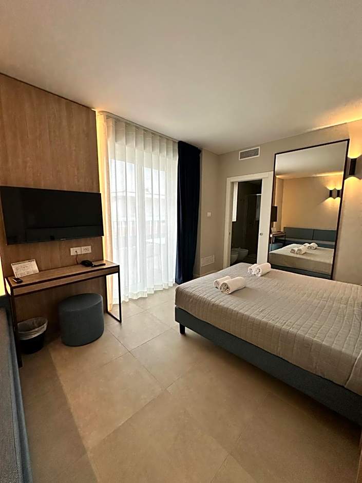 Petit Hotel