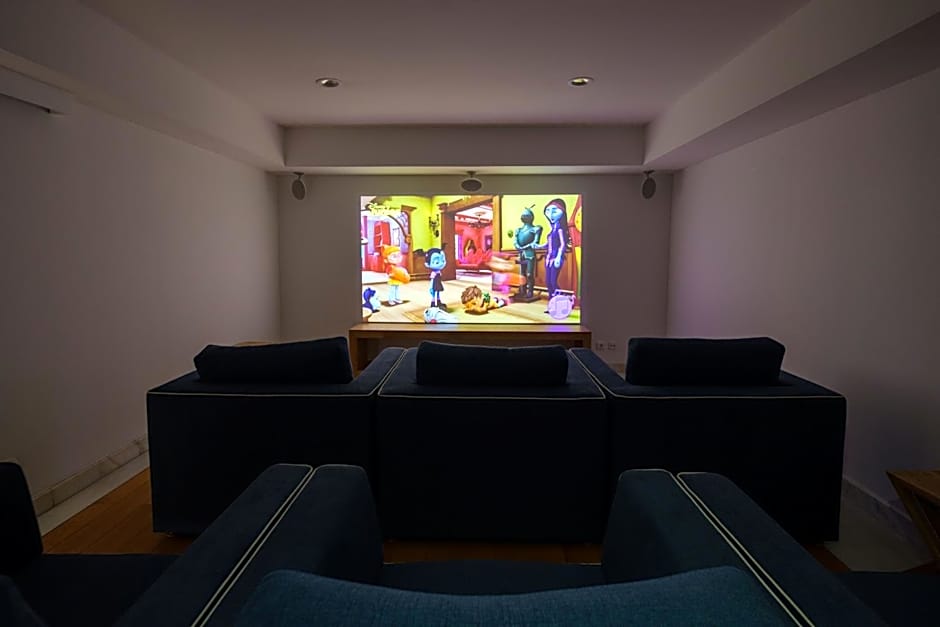 Malibu Foz Hotel - La Maison Younan