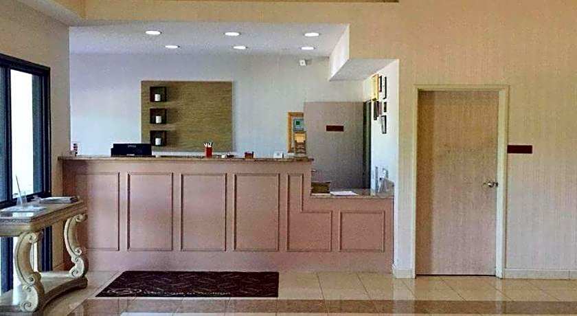 Quality Suites Abilene Mall Area