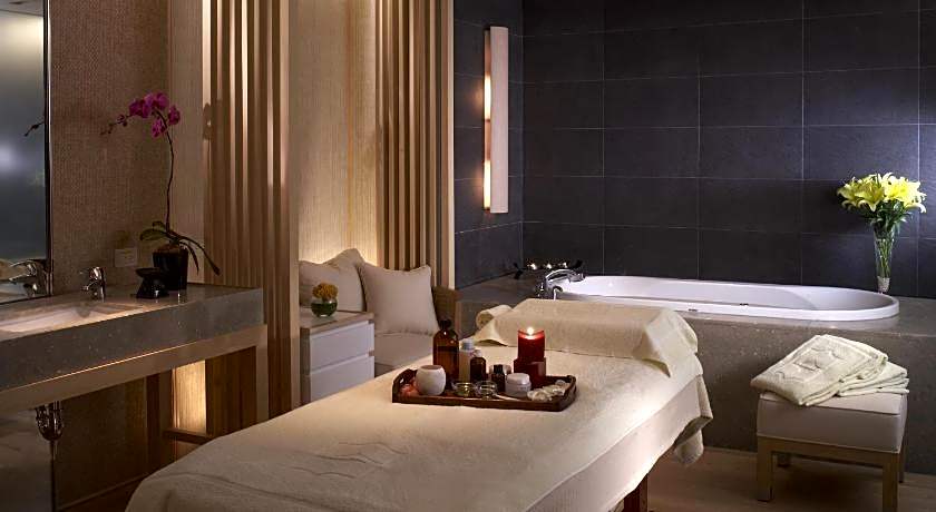 Shangri-La's Far Eastern Plaza Hotel, Tainan