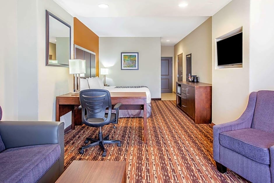 La Quinta by Wyndham Gonzales TX