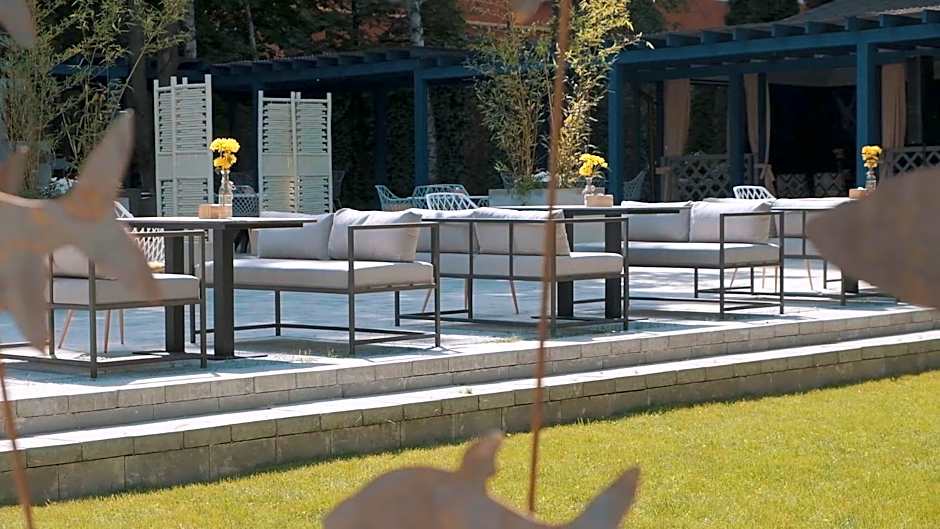 Tulip Residence & Spa Hotel