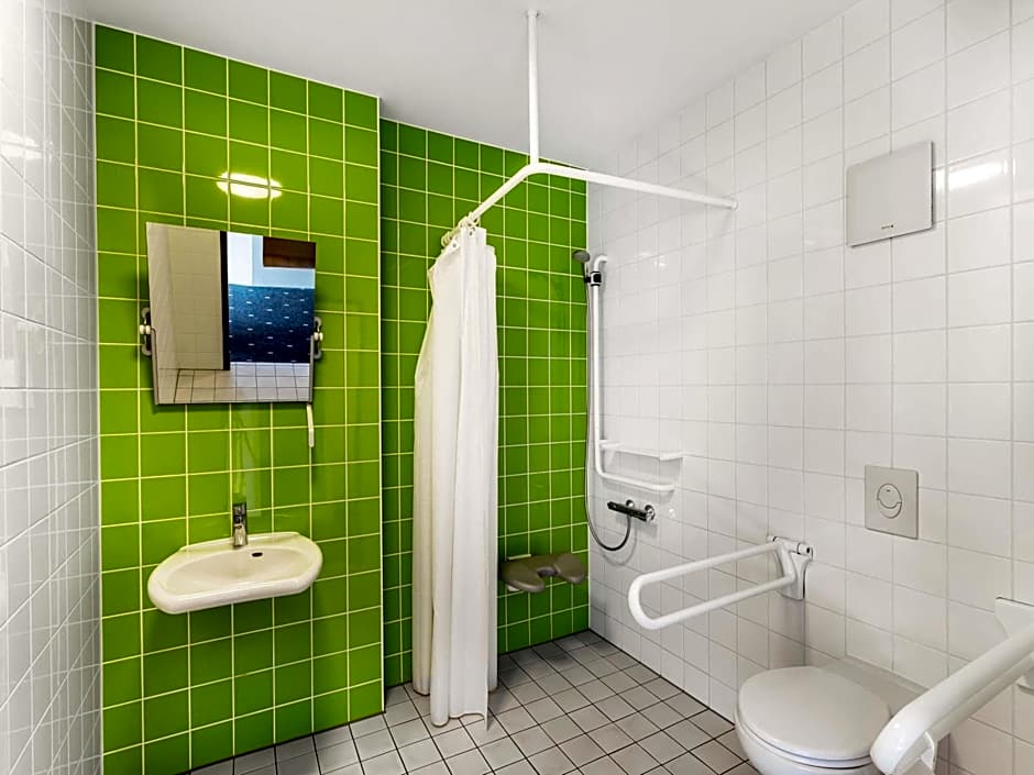 B&B Hotel Freiburg-Süd