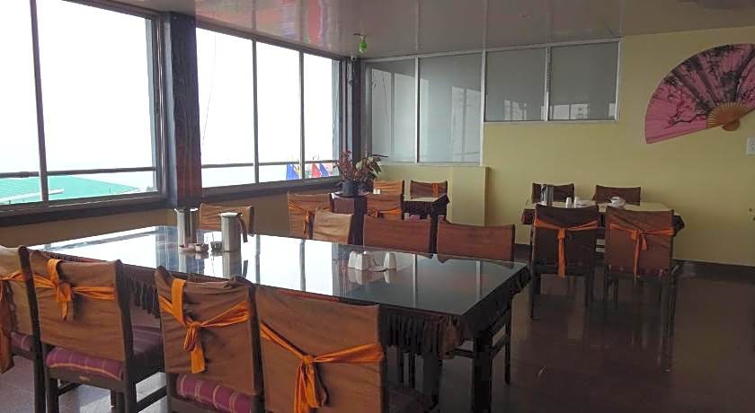 Hotel Royal Residency